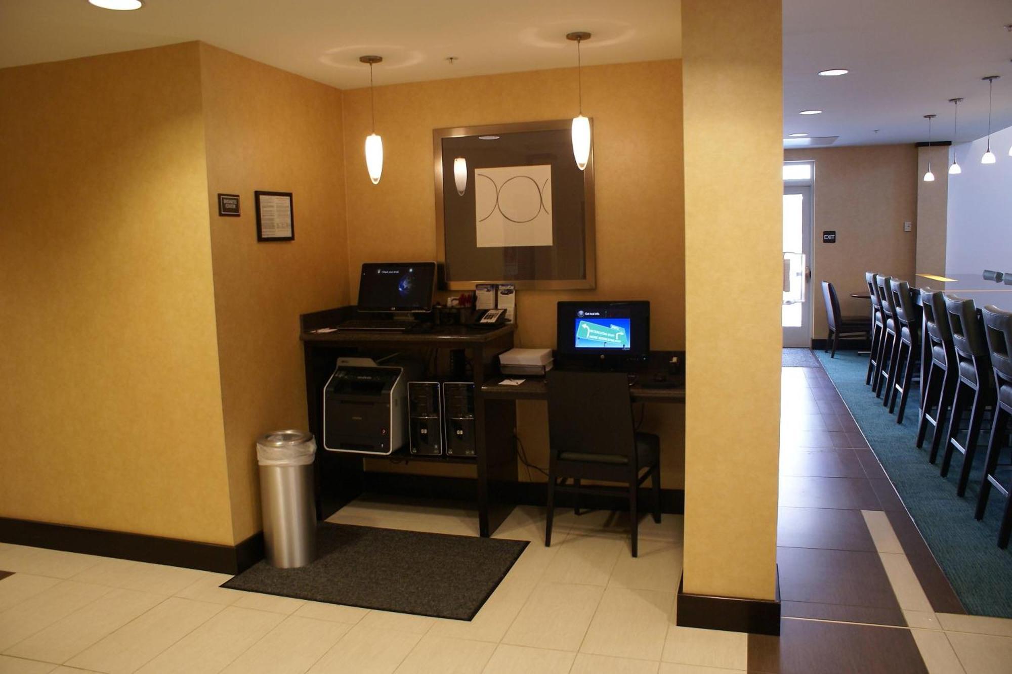 Hotel Pittsburgh Monroeville/wilkins Township