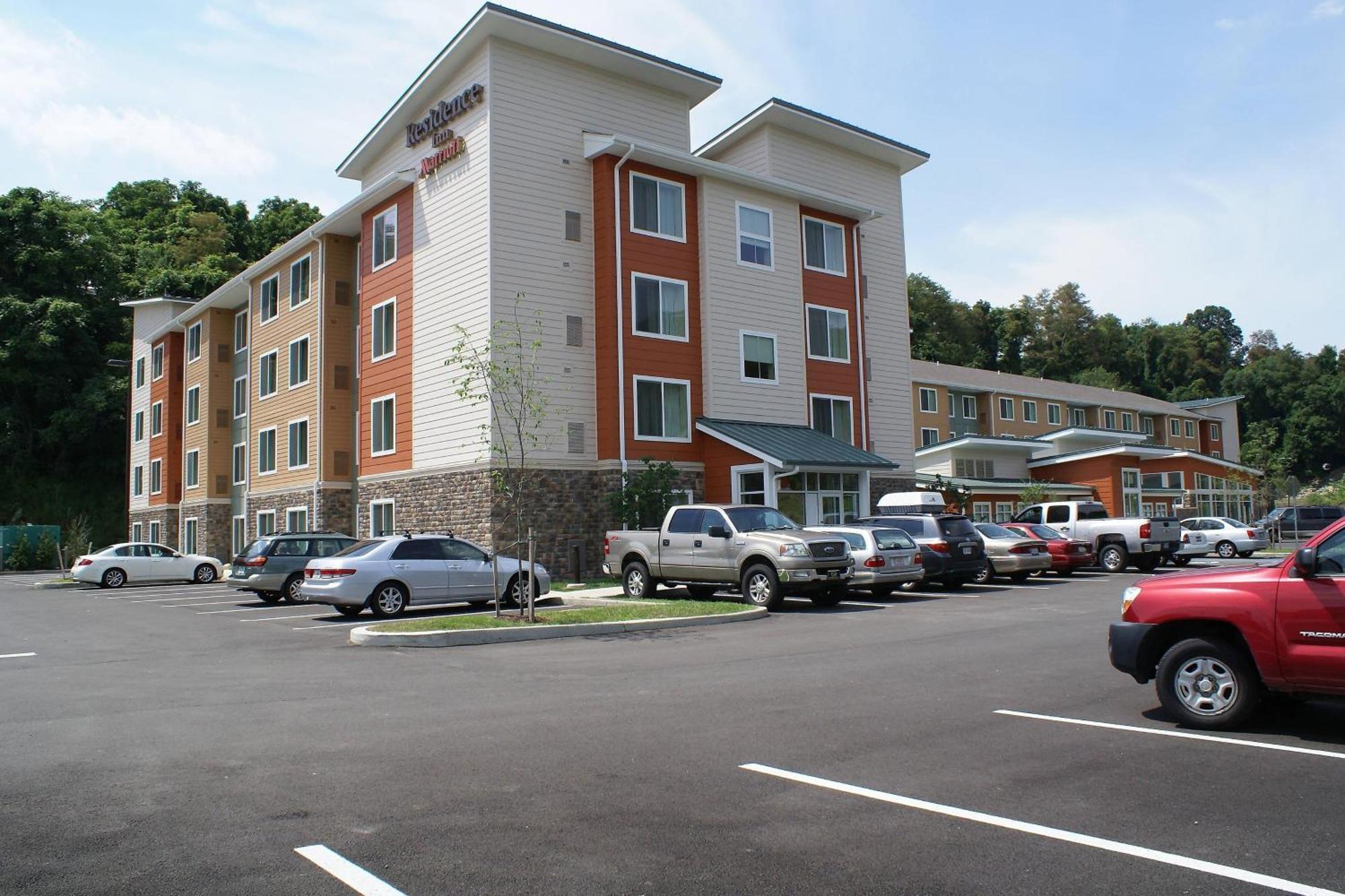 Pittsburgh Monroeville/wilkins Township 2* Monroeville